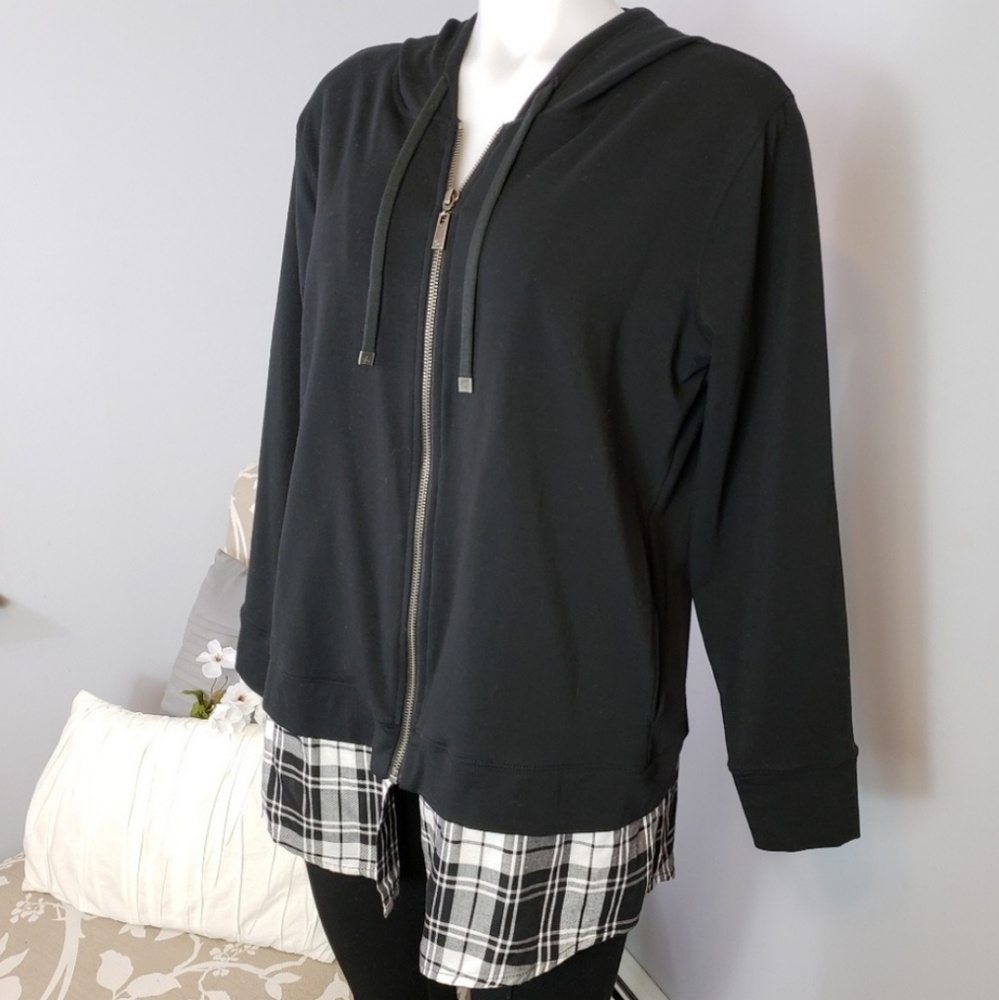 Two by Vince Camuto black and plaid zip up hoodie